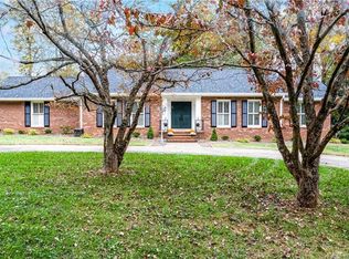 519 Saint Andrews Rd, Statesville, NC 28625