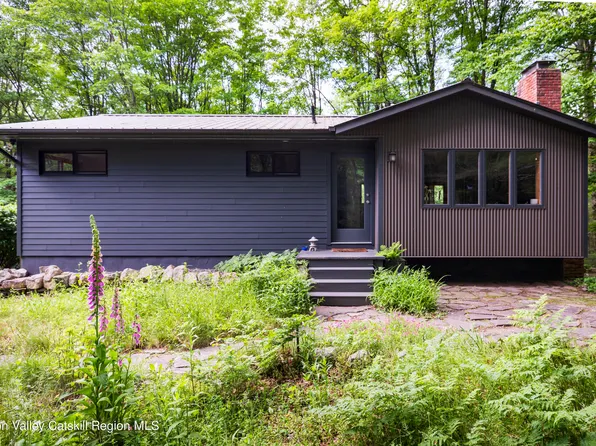 185 Cedar Drive, Kerhonkson, NY 12446