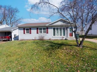 247 Joy Dr, Waterloo, IA 50701