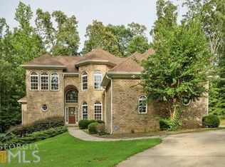 365 Falcon Ridge Dr, Fayetteville, GA 30214