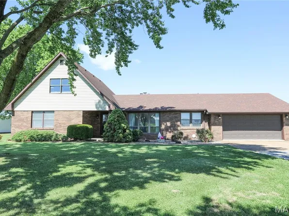 2613 Mockingbird Ln, Granite City, IL 62040