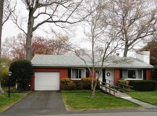 45 Neptune Dr, Old Saybrook, CT 06475
