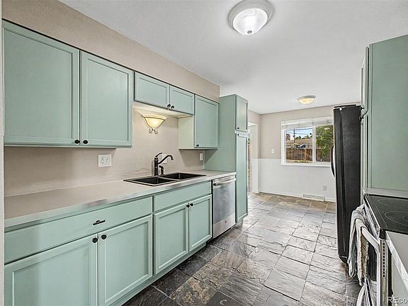 3rd image of 5205 W 86th Avenue