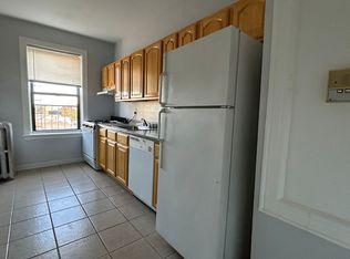 931 Avenue C #D4, Bayonne, NJ 07002