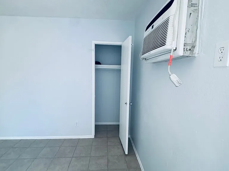 6030 Hazelhurst Pl — Photo 3