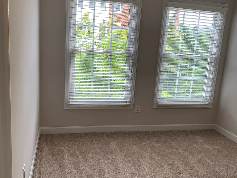 426 Ferdinand Day Dr — Photo 15