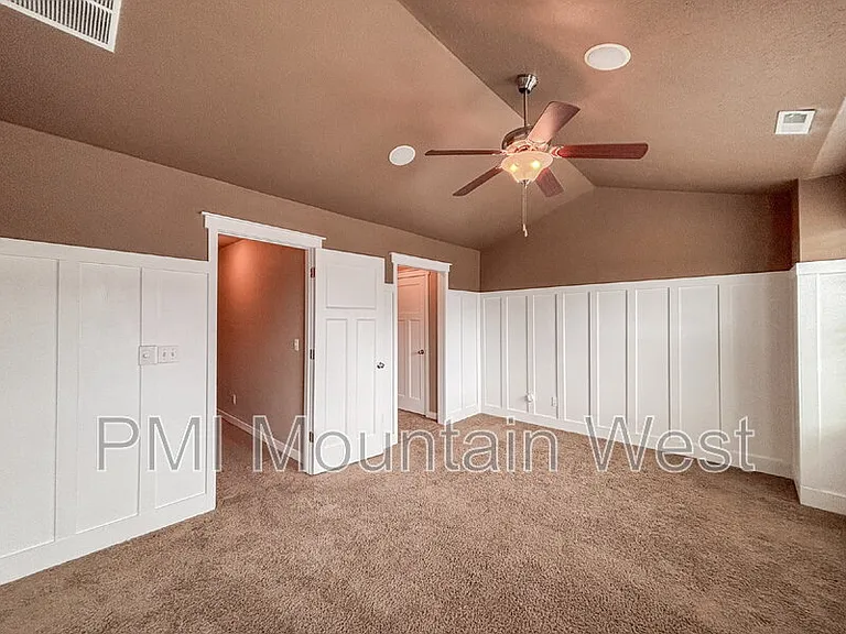 420 N Main St #29 — Photo 23