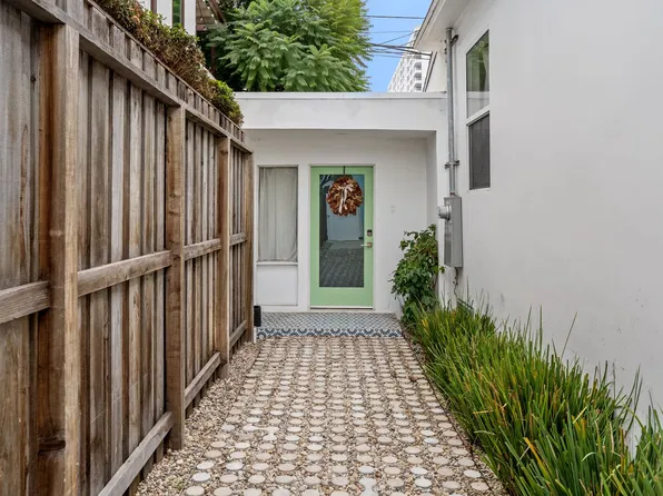 2708-2710 2nd Street, 2708-2710 2nd St #1/2, Santa Monica, CA 90405