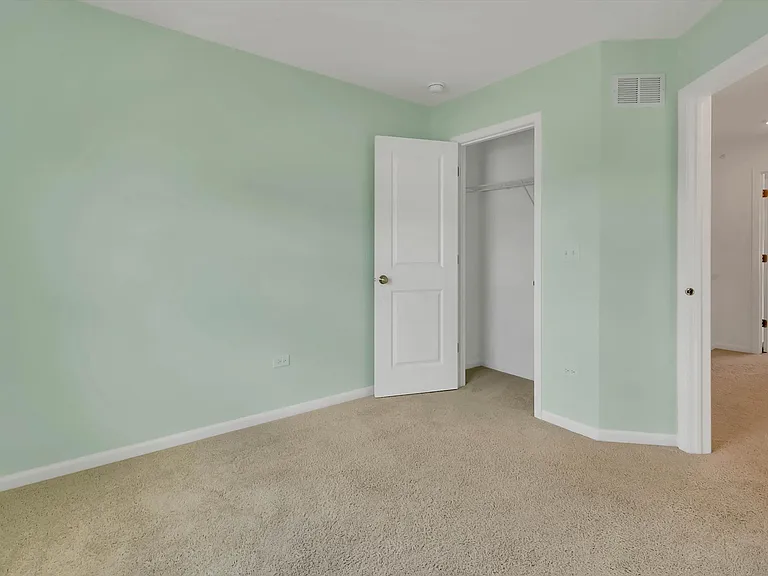 1078 Bogart St — Photo 20