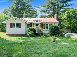 32 Lavigne Rd, Essex, VT 05452