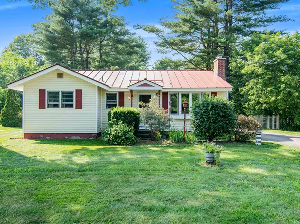 32 Lavigne Road, Essex Junction, VT 05452