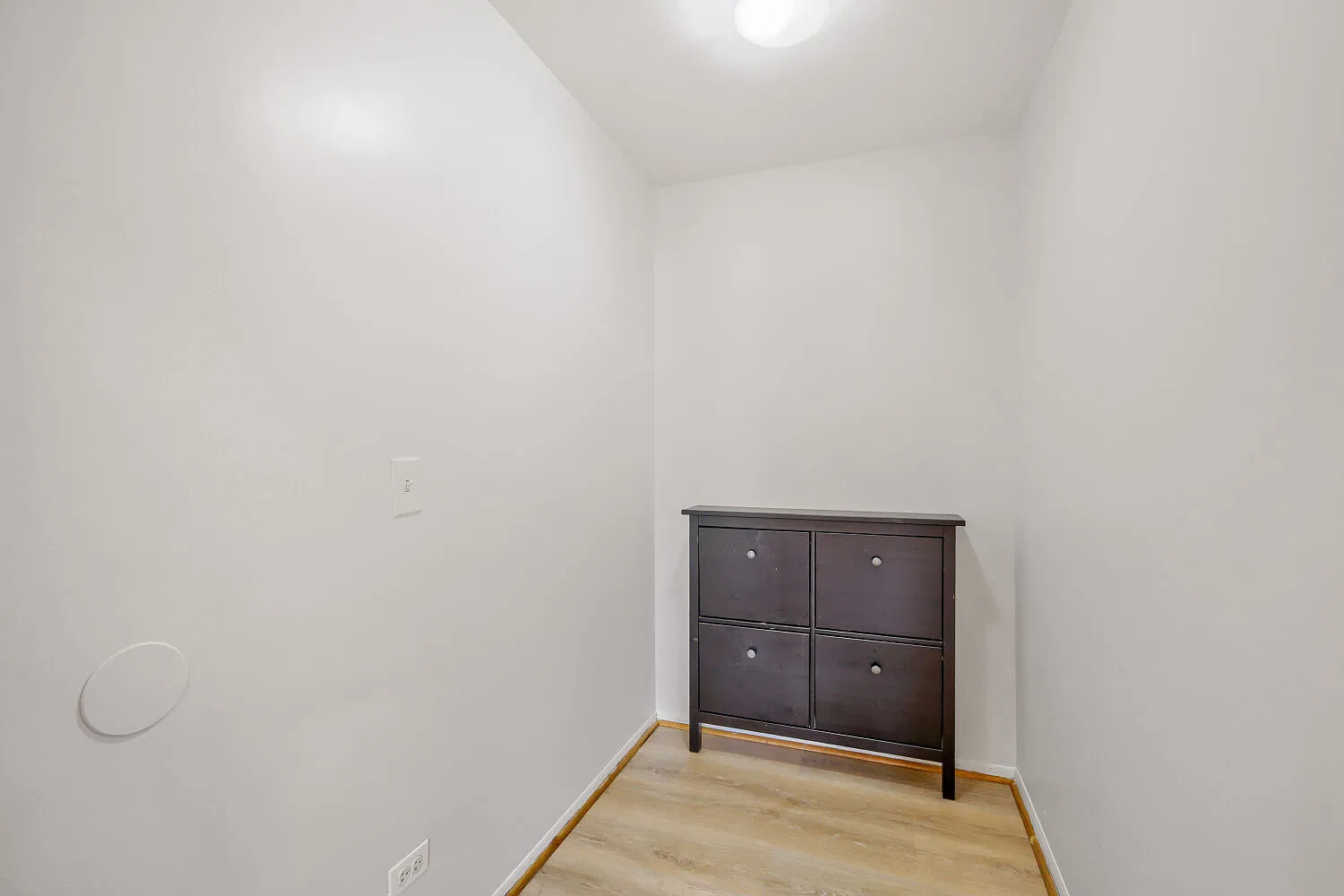 2 bed, 950 sqft, $1,850 — Photo 2