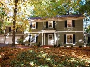 15160 Kings Ridge Ct, Brookfield, WI 53005