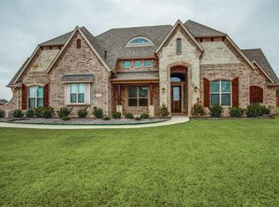 611 Davenport Dr, Waxahachie, TX 75167