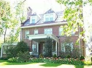 115 Woodland Rd, Pittsburgh, PA 15232