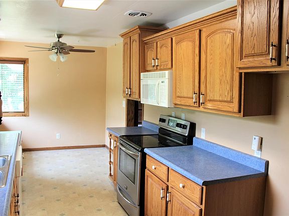 5th image of 4703 Augustana Dr