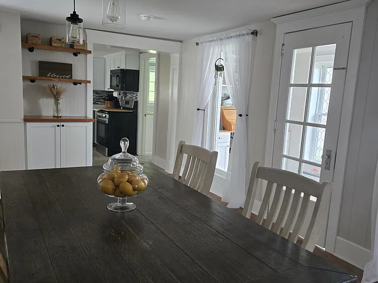 108 Center St #B — Photo 13