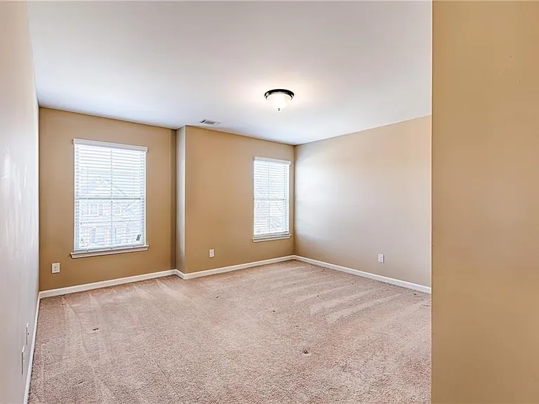 7245 Rocking Horse Ln — Photo 31