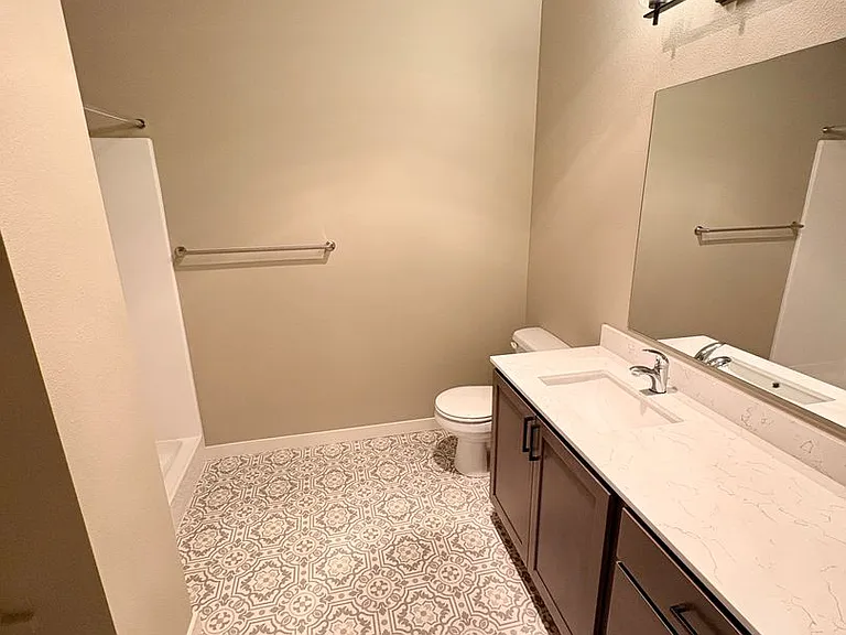 Introducing Dry Canyon Redmond's newest Luxury Apartments — Photo 94
