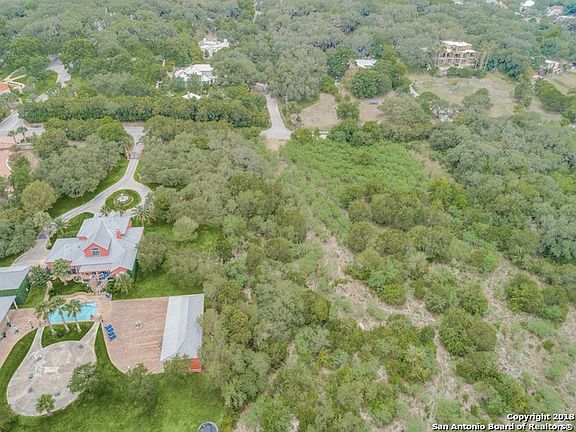 2nd image of 3859 Tupelo Ln