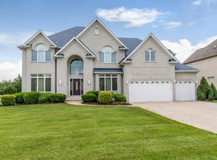 3124 Landore Dr, Naperville, IL 60564