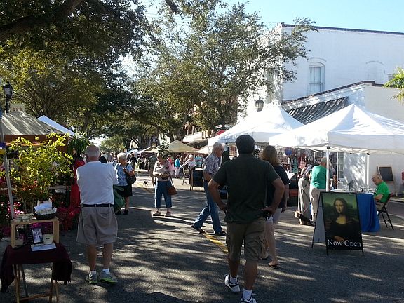 Farmers Market downtown Bradenton Saturday Mornings