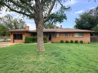 1210 Garland St, Plainview, TX 79072
