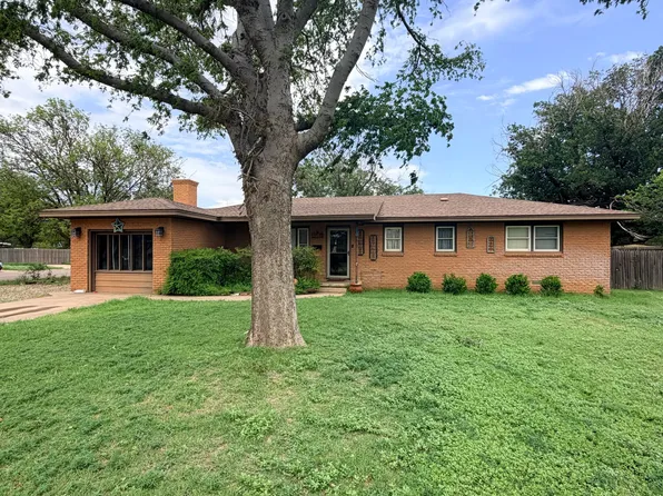 1210 Garland St, Plainview, TX 79072