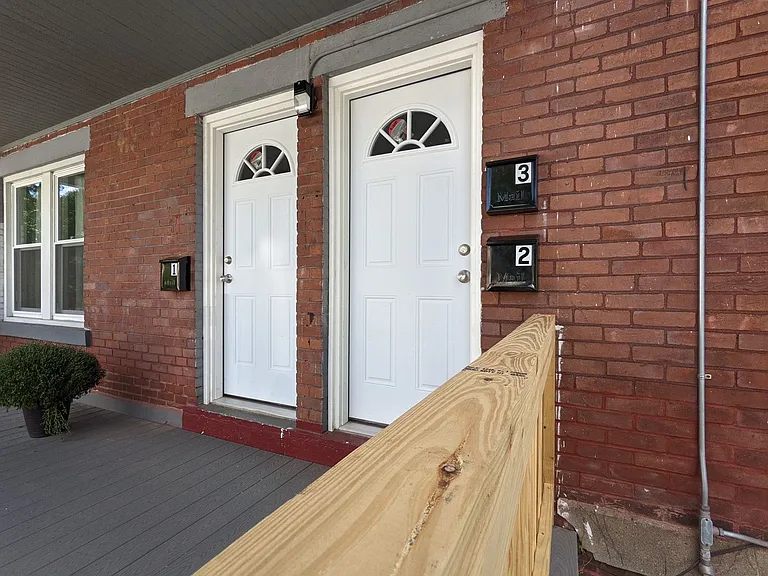 11 Morris St — Photo 23