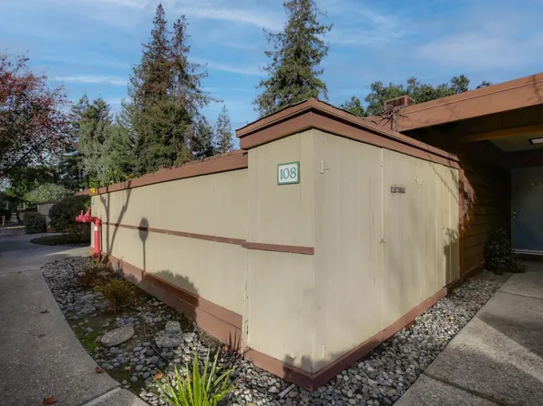500 W Middlefield Rd APT 108, Mountain View, CA 94043
