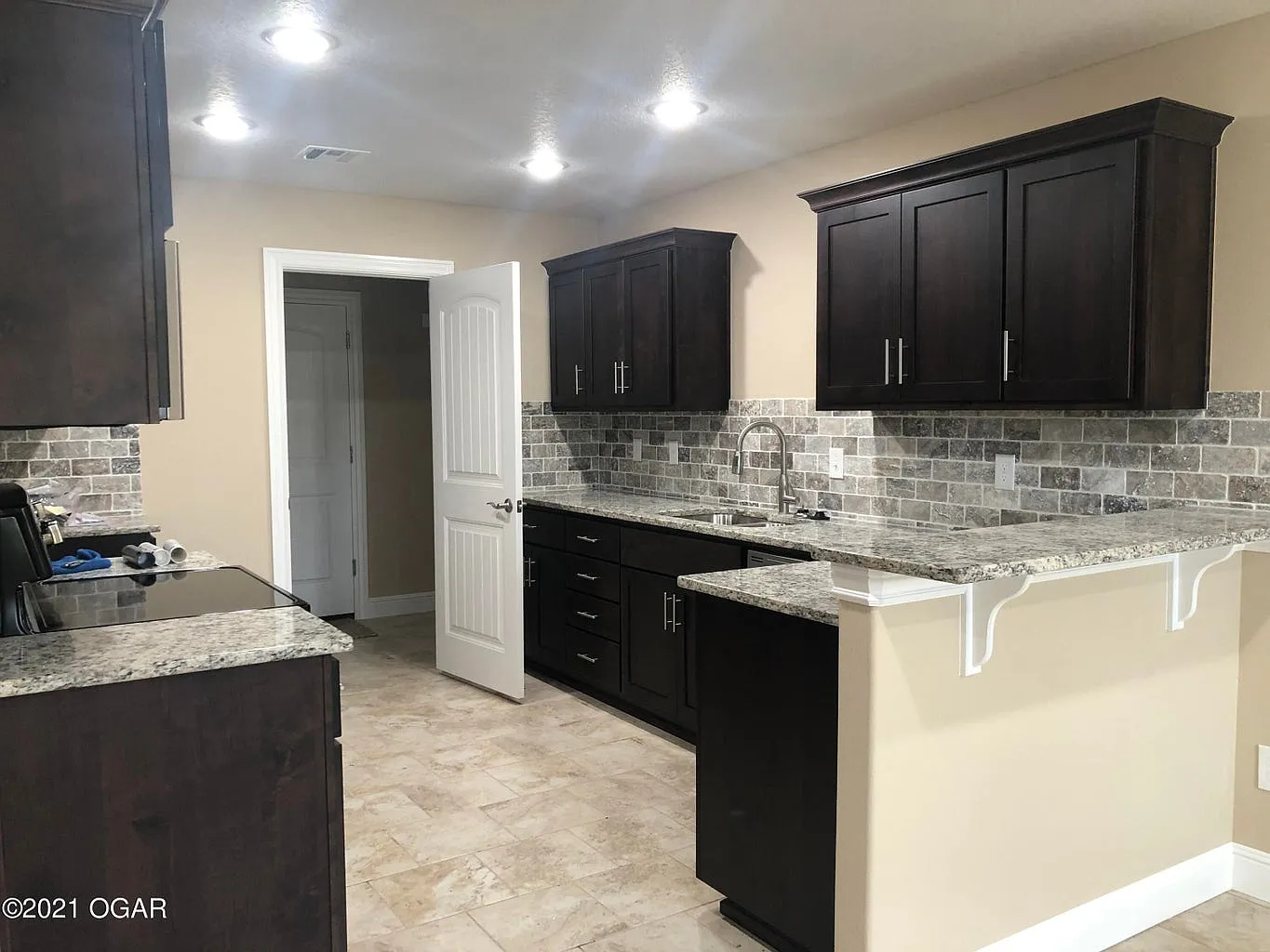 3 bed, 1500 sqft, $1,650 — Photo 2