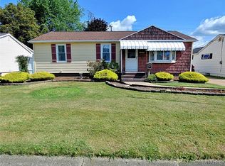 4270 Salem Dr, Buffalo, NY 14219
