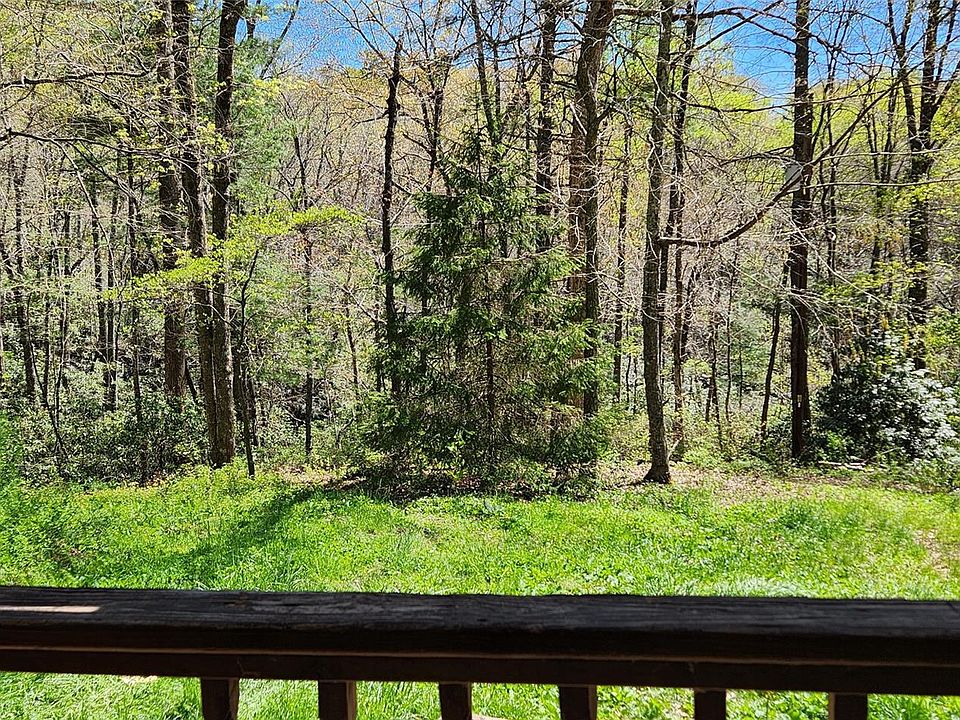 1st image of 180 Windy Hollow Ln