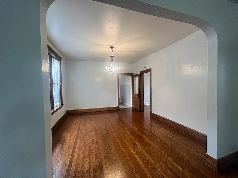 1606 S Austin Blvd #2 — Photo 13