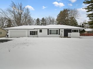 2741 Brookside Blvd, Jackson, MI 49203