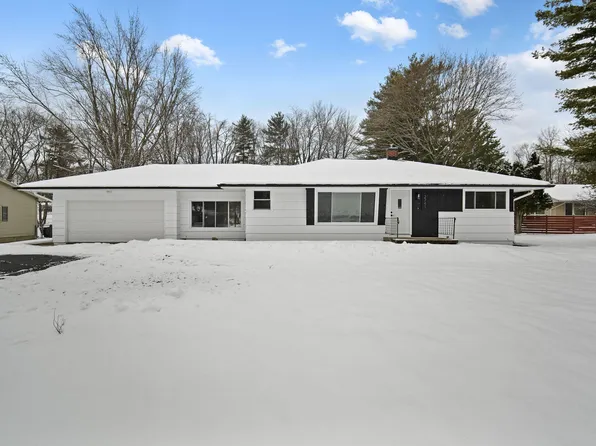 2741 Brookside Blvd, Jackson, MI 49203