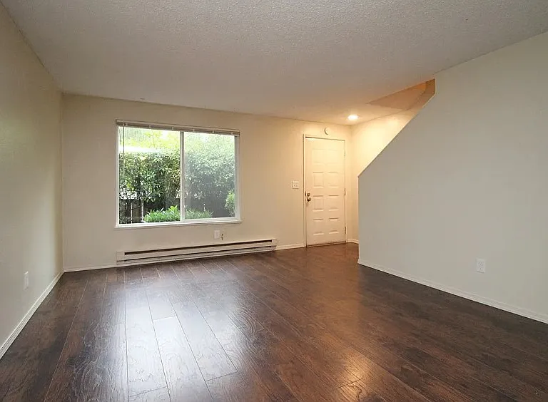 1824 SE Ash St #1824 — Photo 3