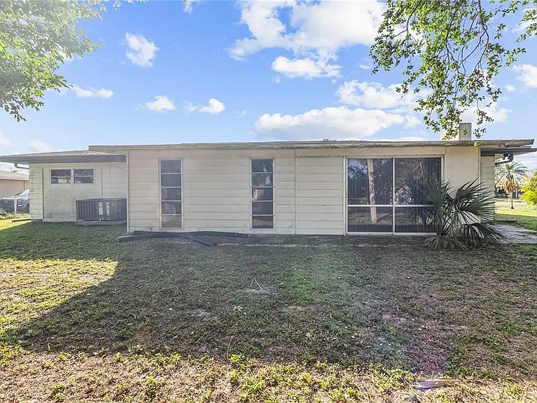 2522 Conway Blvd — Photo 29