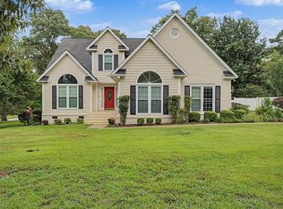 275 W Doublegate Dr, Albany, GA 31721
