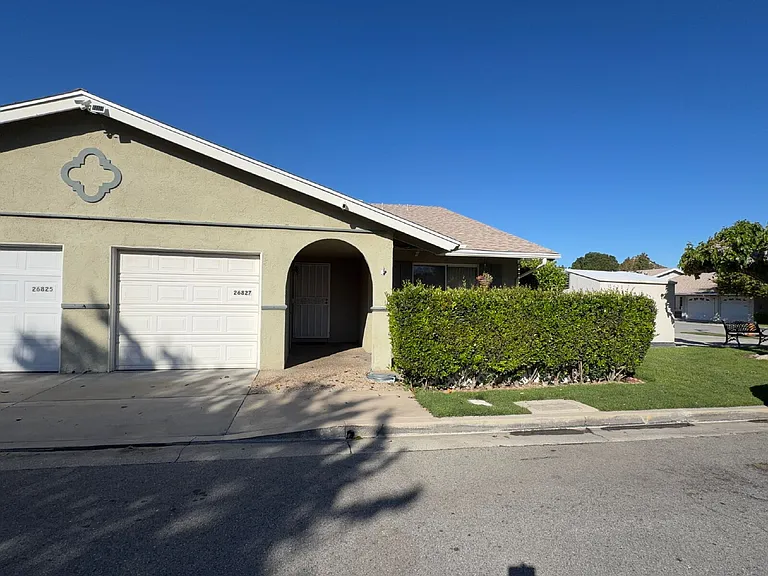 26827 Circle Of The Oaks — Photo 1
