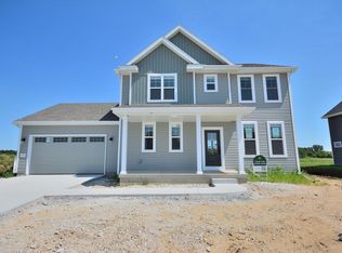 1299 Arrowood CIRCLE WEST West, Oconomowoc, WI 53066