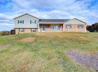 17 Water St, Jacobus, PA 17407
