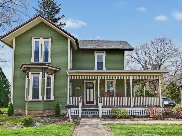 92 S Main St, New London, OH 44851