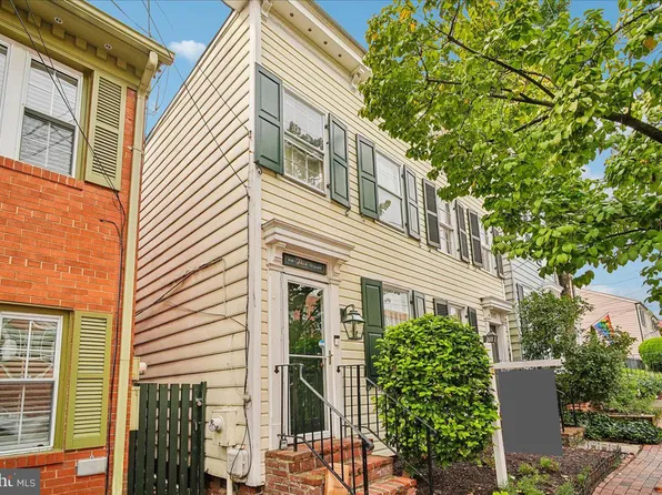 508 Gibbon St, Alexandria, VA 22314