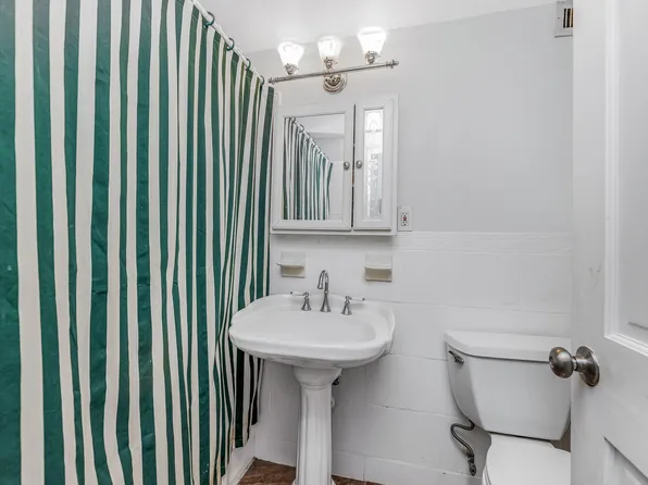 2 Fordham Hill Oval image 15 of 33