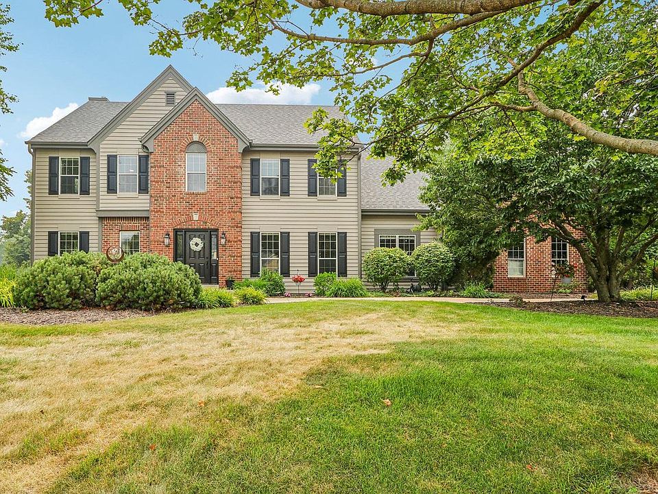 1st image of 308 Copperfield DRIVE