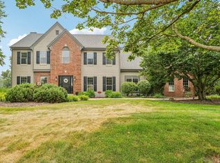 308 Copperfield DRIVE, Delafield, WI 53018