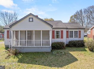 31 Sprayberry Rd, Newnan, GA 30263