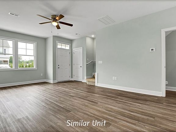4th image of 305 Starfish Ln