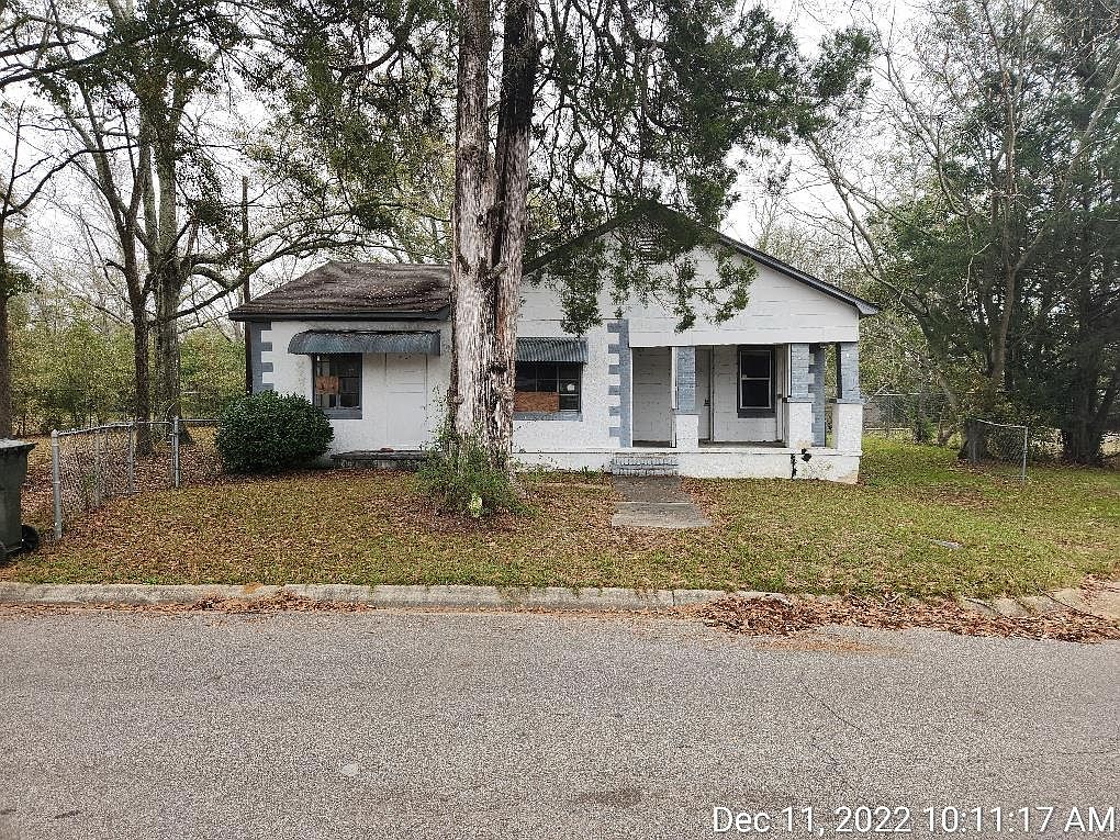 1008 Leona St Dothan AL 36303 Zillow